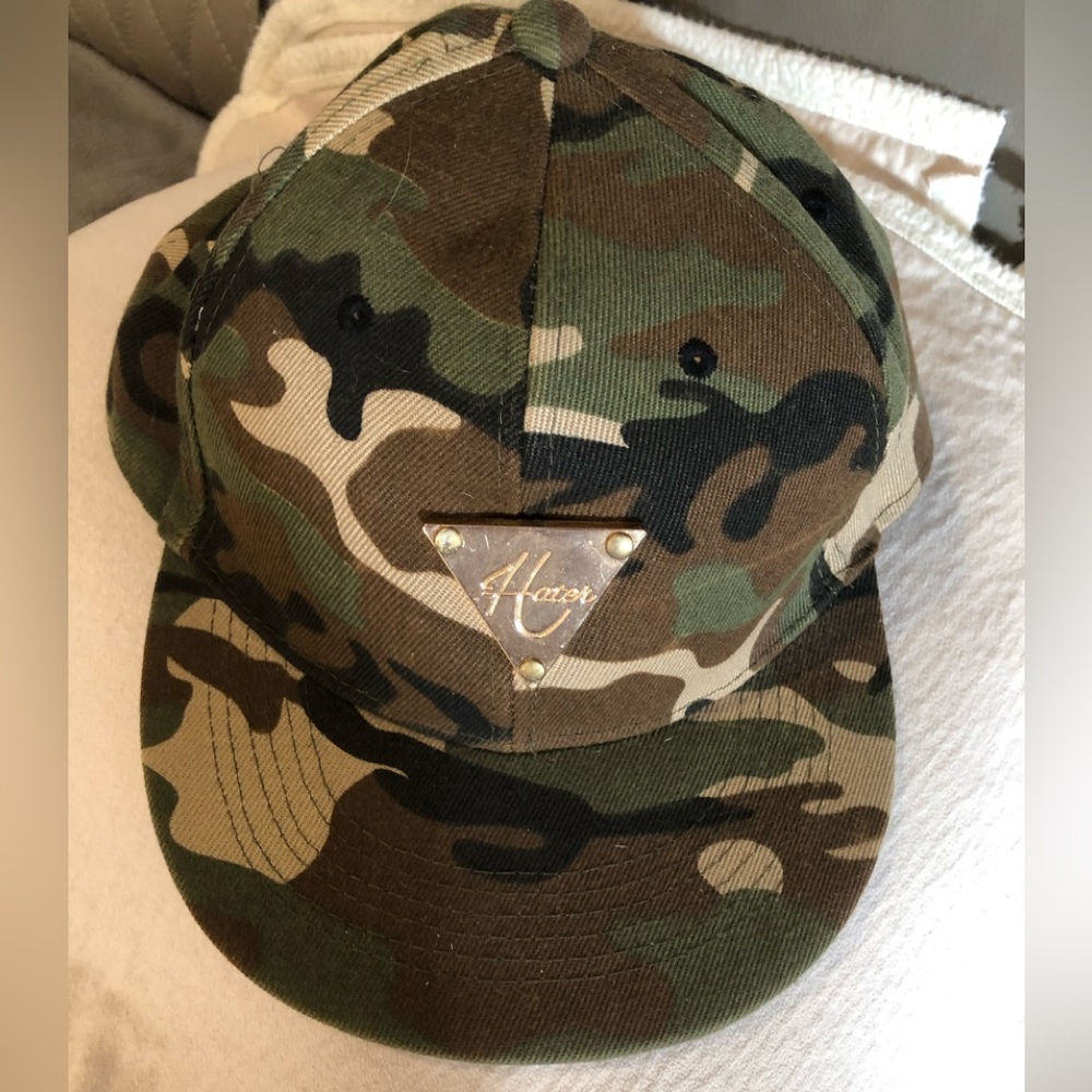 Camouflage hater cap